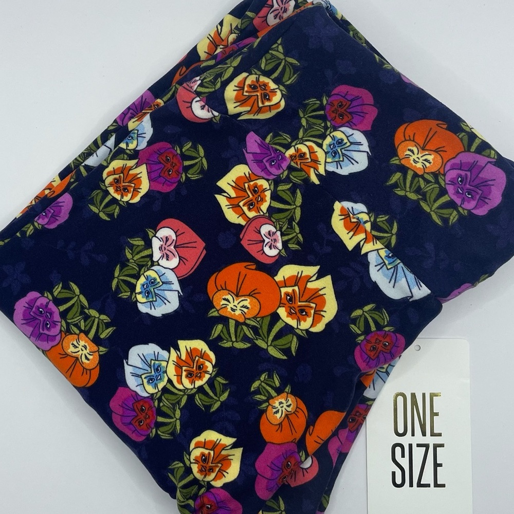 Lularoe Disney OS Leggings
